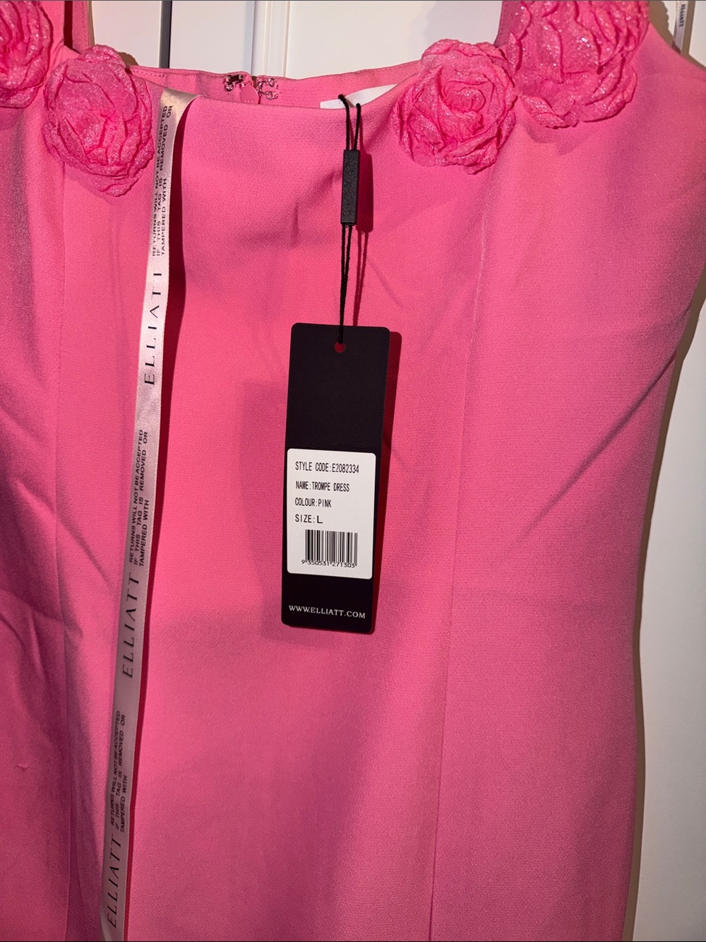 Elliatt Pink Mini Dress with Floral Appliqués- NWT - Picture 2 of 5